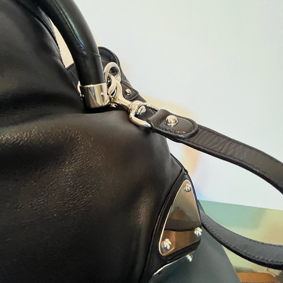 GUCCI Runway Hobo EUC - Picture 14 of 16